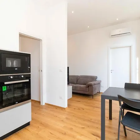 Corso Vittorio & Porta Nuova Modern Flat