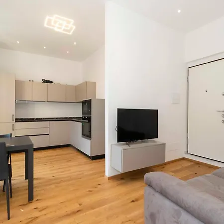 Corso Vittorio & Porta Nuova Modern Flat *
