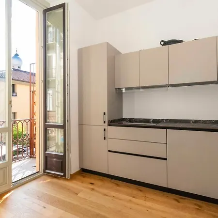 Corso Vittorio & Porta Nuova Modern Flat Apartment *