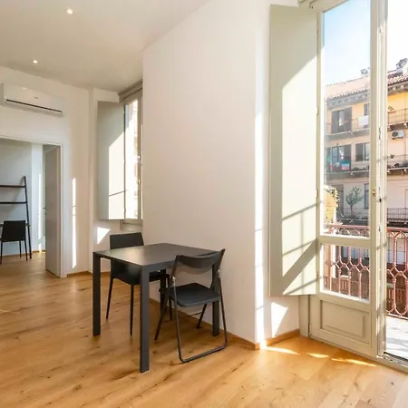公寓 Corso Vittorio & Porta Nuova Modern Flat 都灵