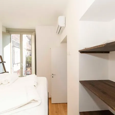 Corso Vittorio & Porta Nuova Modern Flat